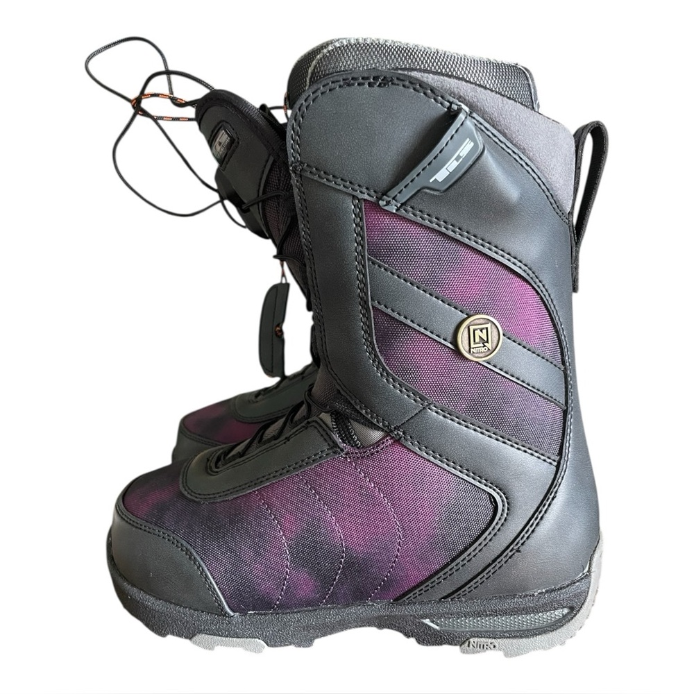 New Nitro Monarch TLS Women's Snowboard Boots, Black/Purple, W 5.5 # Z6941459